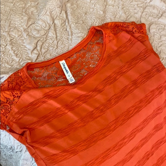 Shirt - Picture 3 of 3